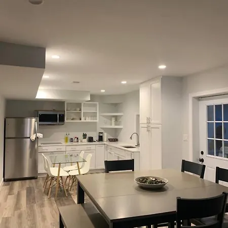 Silver Spring Serene 2Br2Ba, Nature And Access